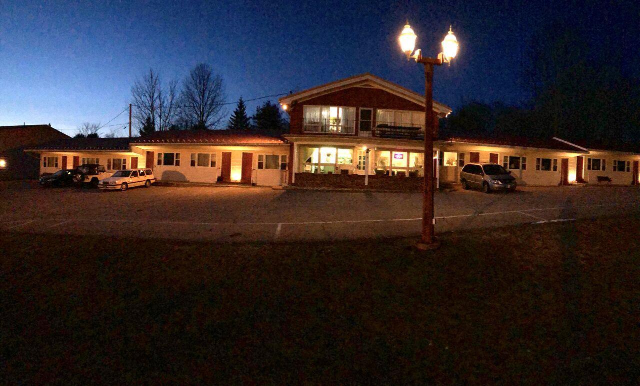 Spring Fountain Motel Bucksport Kültér fotó